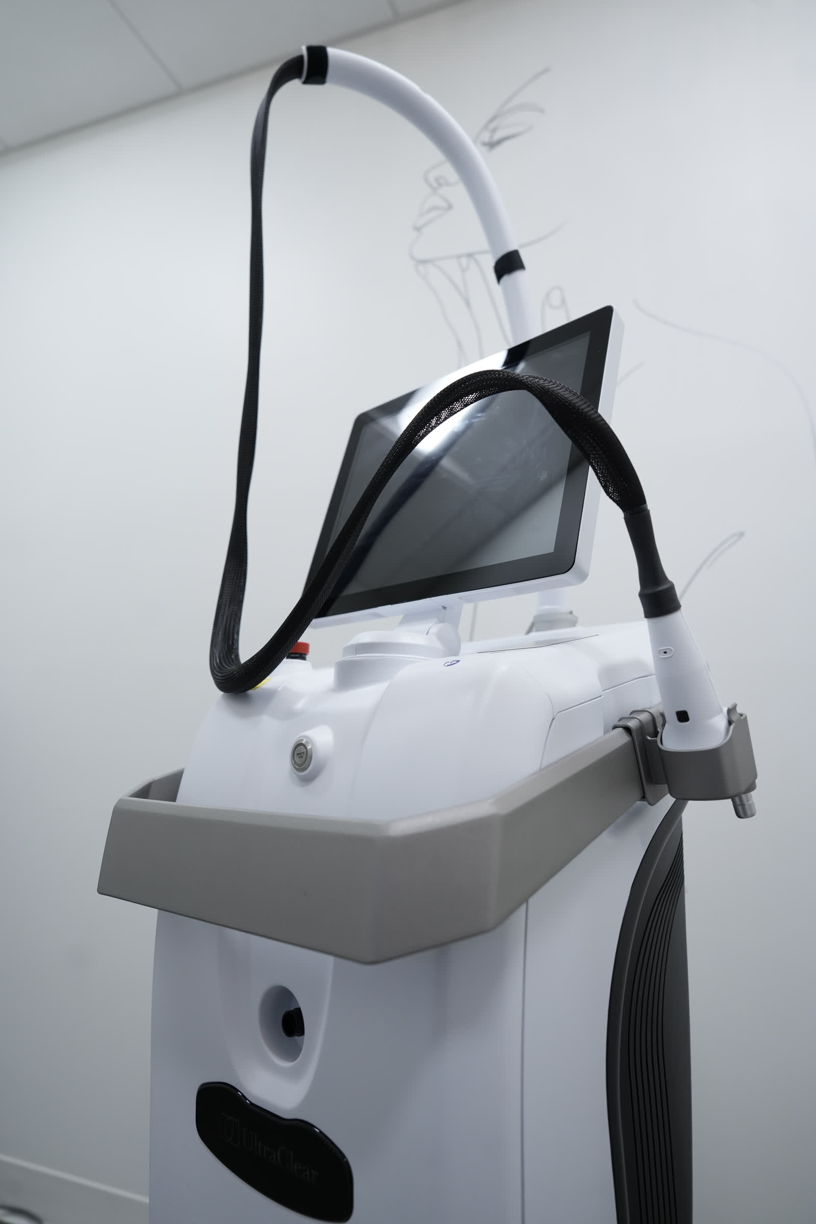 Laser equipment